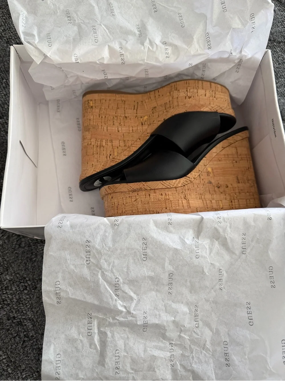 Guess stylish wedge
